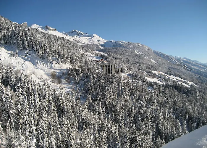 Residences Kandahar アパート